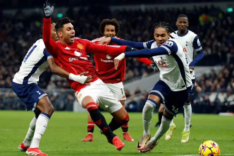 الدوري الأوروبي: محمد شريف وآخر مستجدات جدول مباريات اليوم الأربعاء والقنوات الناقلة