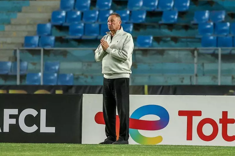 حصرياً: الخطيب يتولى رئاسة بعثة الأهلي... تفاصيل مفاوضات الزمالك مع موكوينا في ملف يلا كورة