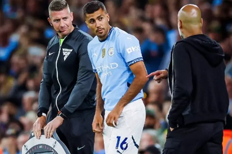 صباح أوروبي متميز: عودة رودري، تجديد عقد رافينيا، وتهديدات لريال مدريد