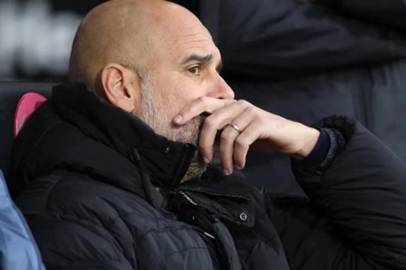 صيف غير متوقع: جوارديولا يشير إلى احتمالية رحيله عن مانشستر سيتي بسبب الصفقات الجديدة