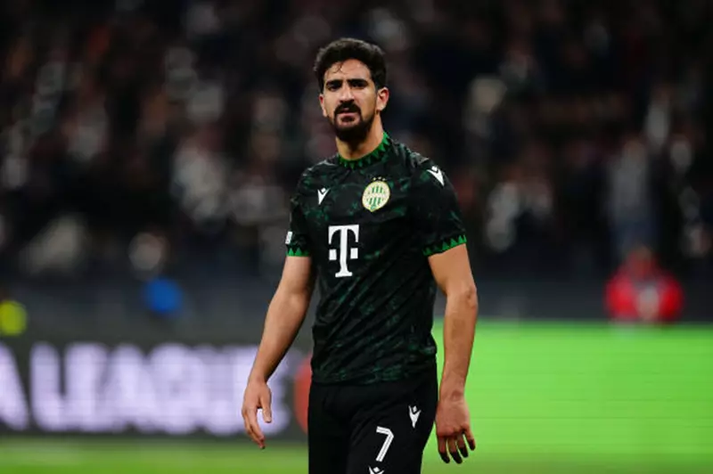 استراتيجيات الأهلي: الاستفادة من بن رمضان في خمسة مراكز خلال كأس العالم للأندية